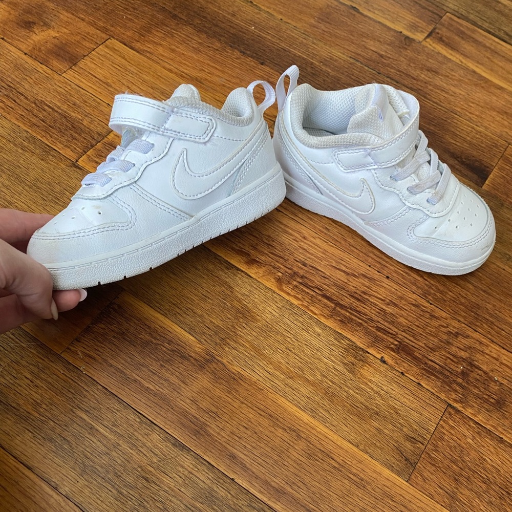 Nikes Size 8c